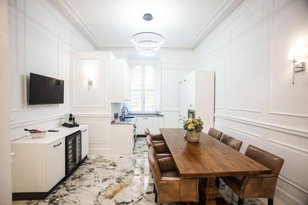 3 Bedroom Modern Luxury In