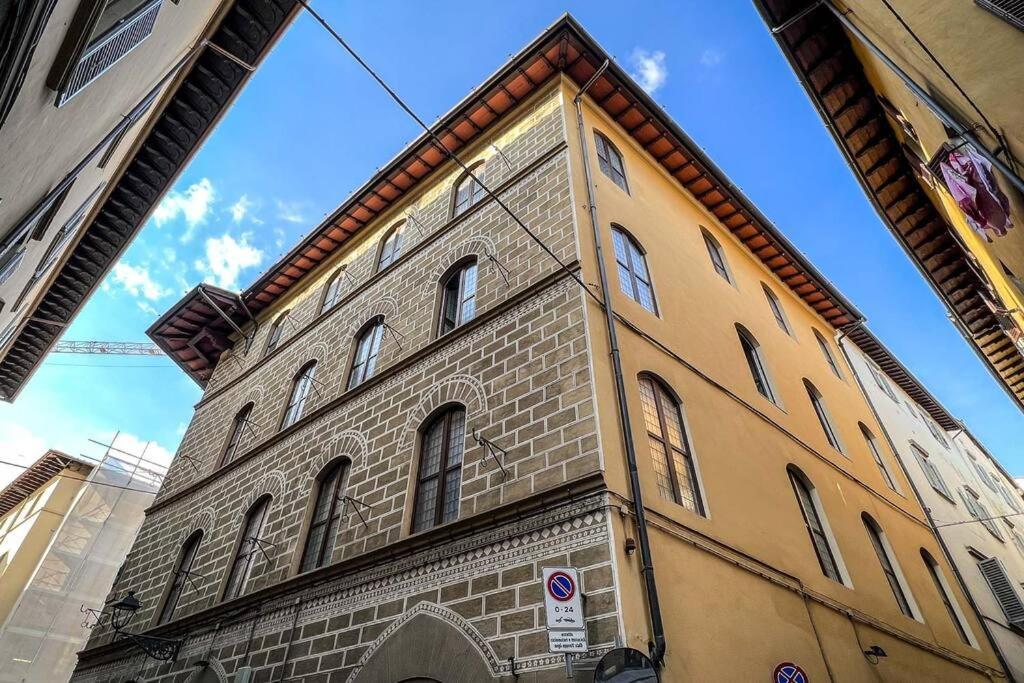 3 Bedroom Modern Luxury In *