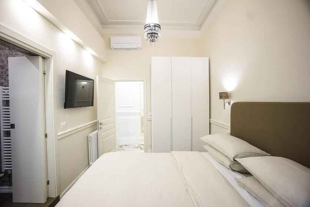 3 Bedroom Modern Luxury In Apartamento Florencia