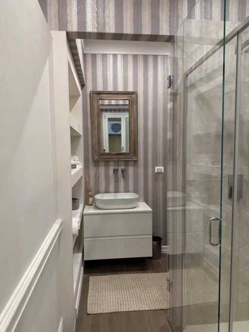 3 Bedroom Modern Luxury In * Florencia