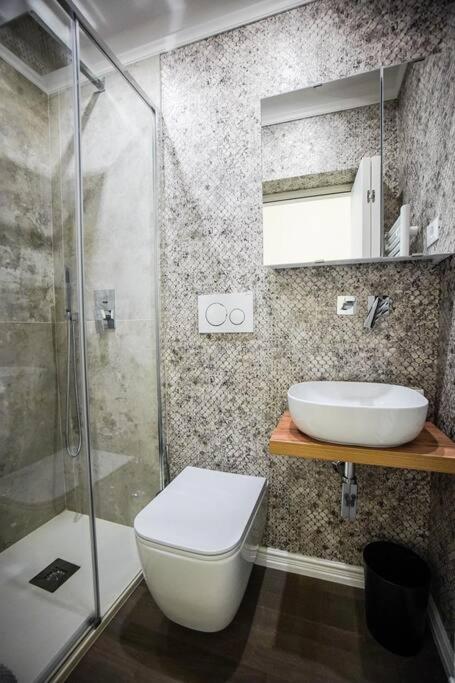 3 Bedroom Modern Luxury In Apartamento Florencia